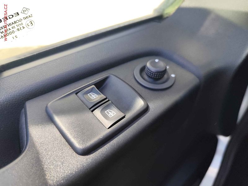 Renault Trafic (2021) 2.0dCi L1H1, AC - fotka 16 z 19