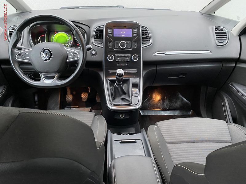 Renault Scénic (2017) 1.2 TCe, 1.maj,ČR, AAC, tempo - fotka 8 z 18
