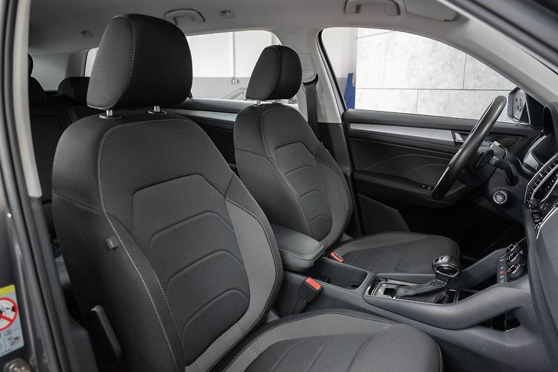 Škoda Kodiaq 2.0 TDI 110 DSG*TAŽNÉ*WEBASTO* - fotka 11 z 44