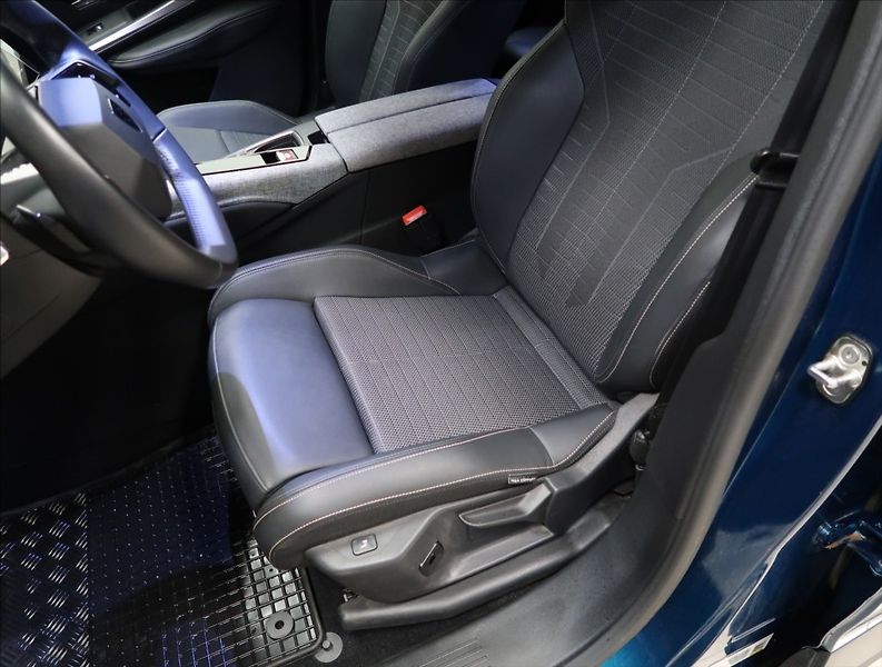 Peugeot 3008 1,2 ALLURE Hybrid 145 e-DCS6 - fotka 27 z 27