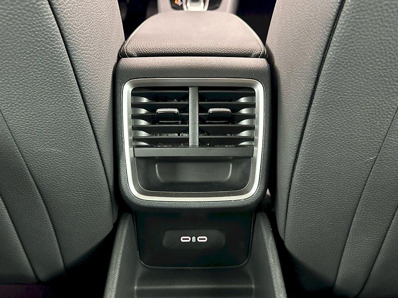 Škoda Octavia (2025) DSG 2.0TDI 110kW Top Selection - fotka 27 z 32