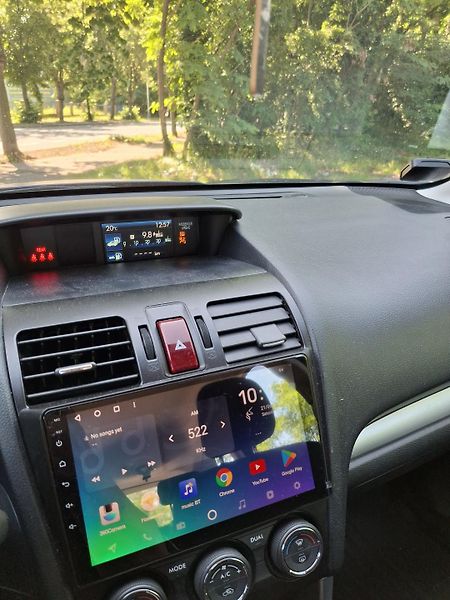 Subaru Forester 2.0 4x4 FACELIT  Rezervace  - fotka 36 z 46