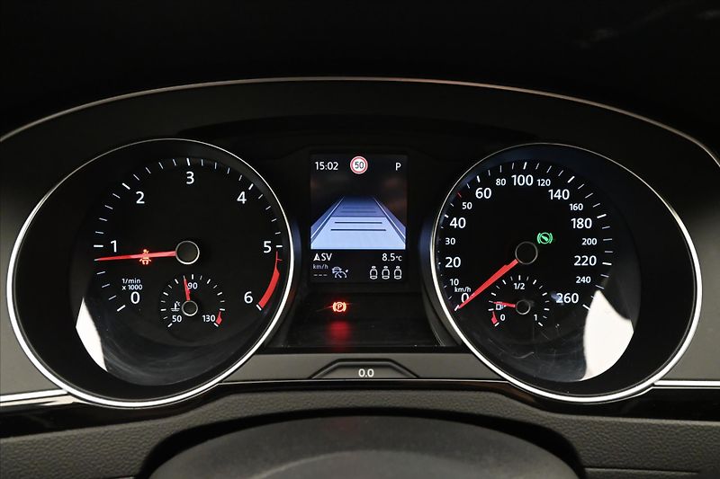 Volkswagen Passat 2,0 TDI 110 kW DSG Business Zá - fotka 16 z 32