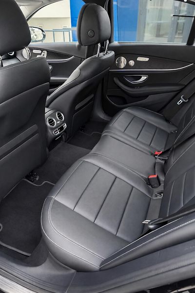 Mercedes-Benz Třídy E (2019) - fotka 2 z 12