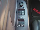 Volkswagen Golf (2007) 1.6i, ČR, Trendline, autoAC - náhled 12
