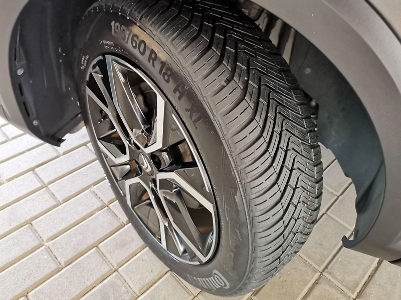 Citroën ë-C4 (2023) e LED APPCAR TEPELKO ZÁRUKA - fotka 23 z 26