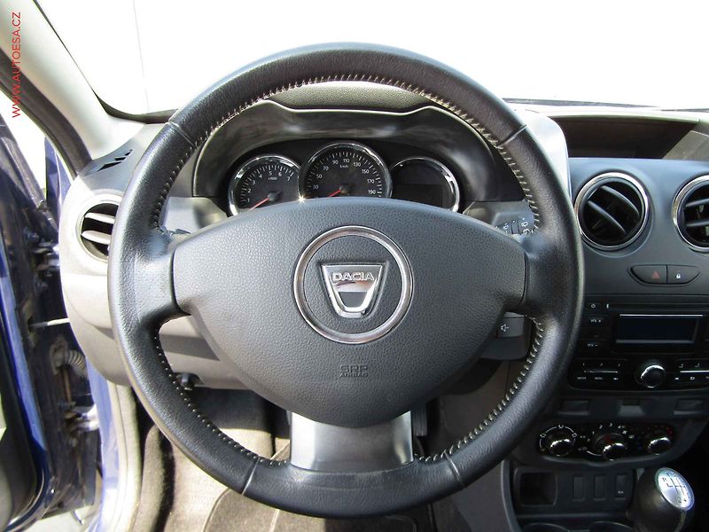 Dacia Duster (2015) 1.5 dCi, 2.maj,ČR, AC, STK3 - fotka 14 z 16