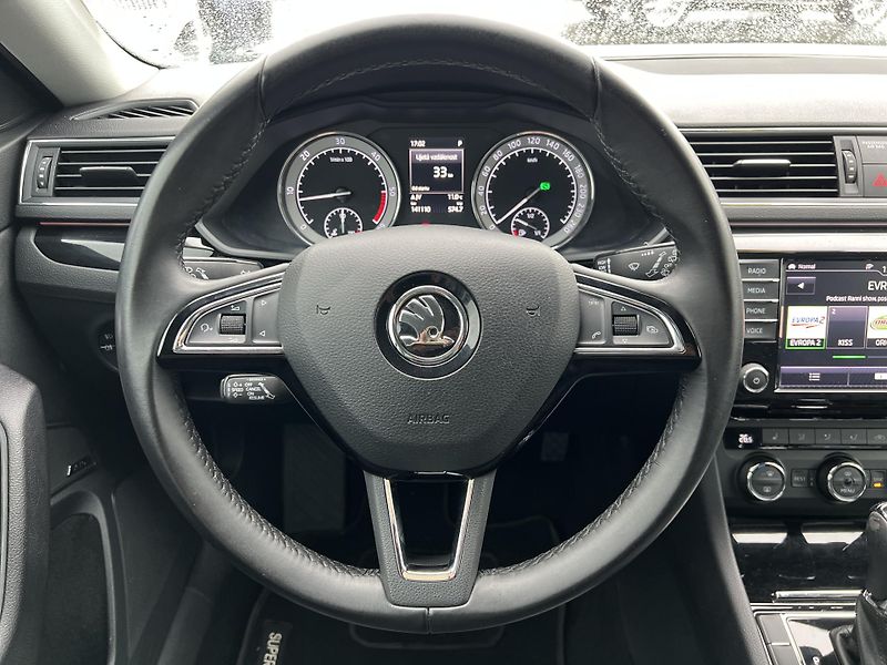 Škoda Superb L&K 2.0TDi 110kw KOUPENO V ČR - fotka 18 z 48