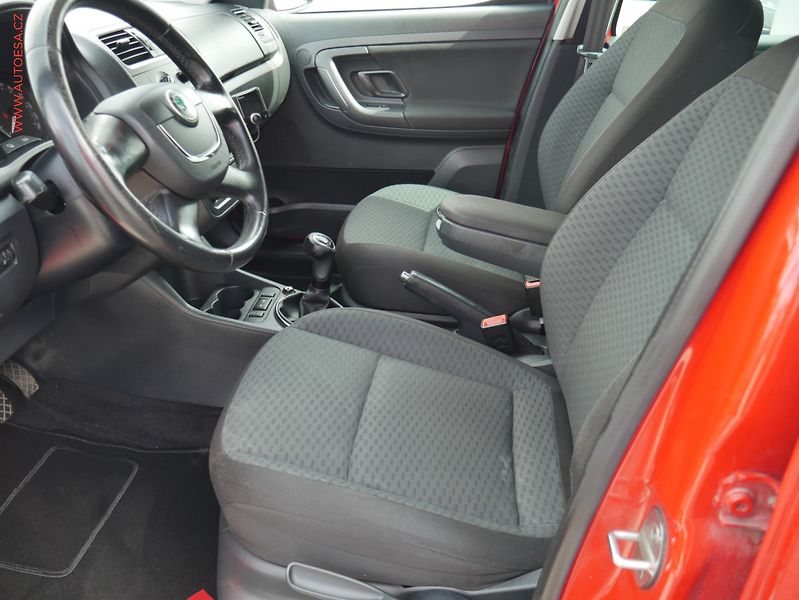 Škoda Roomster (2012) 1.2TSi, ČR, Ambition, AC - fotka 8 z 15