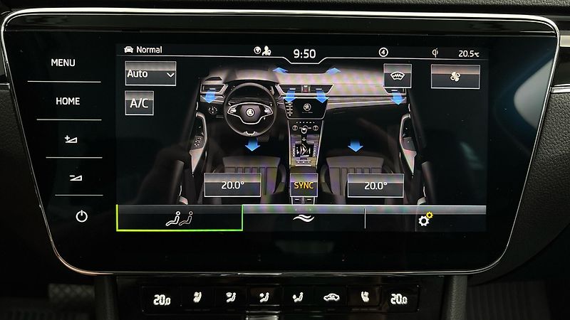 Škoda Superb 2.0 TDI DSG 4x4 L&K Combi - fotka 30 z 32