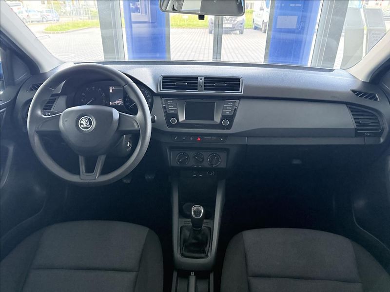 Škoda Fabia 1,2   TSI,1.MAJITEL,SERVISKA - fotka 9 z 26