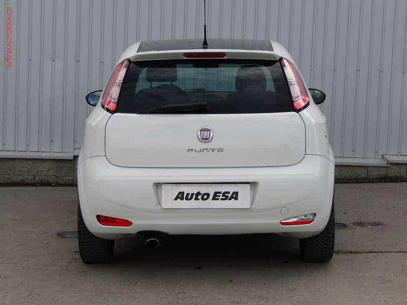 Fiat Punto (2012) 1.3 JTD, ČR, AC, STK4/28 - fotka 5 z 15