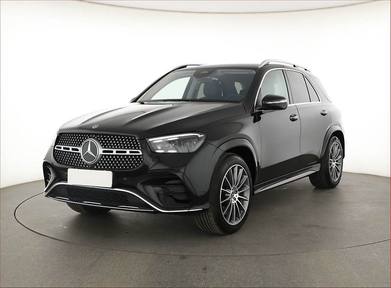Mercedes-Benz GLE (2024) 450 d, AMG Line, HUD - fotka 2 z 22