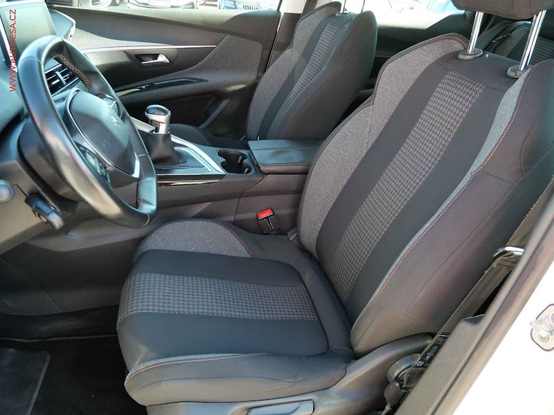 Peugeot 3008 (2018) 1.6 HDi, 1.maj,ČR, Active - fotka 9 z 20