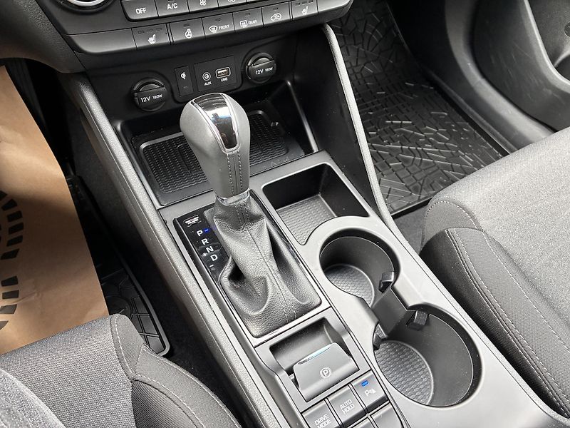 Hyundai Tucson 1.6T-GDI 130kW REZERVACE - fotka 22 z 40