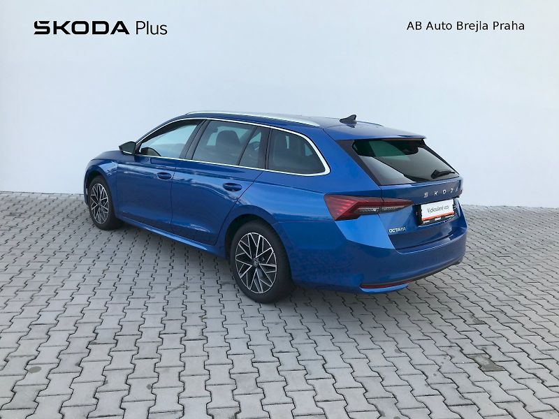 Škoda Octavia (2025) COMBI TOP SELECTION 2,0 TDI 11 - fotka 8 z 28