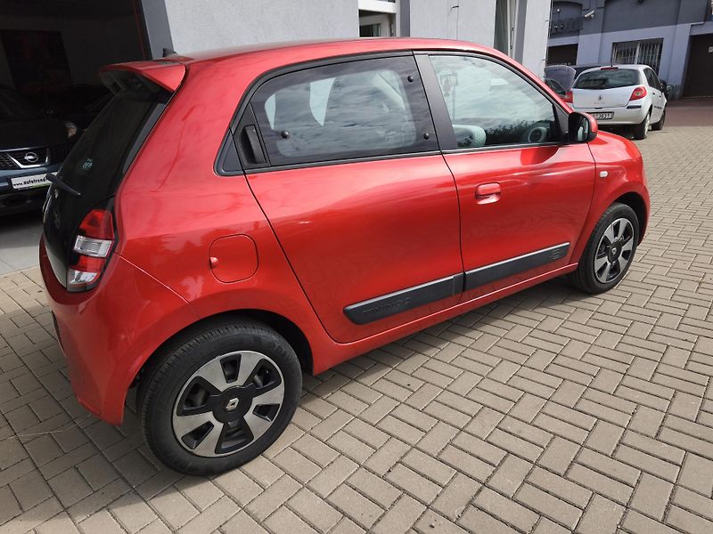 Renault Twingo (2016) III. Experience SCe 70  - fotka 5 z 29
