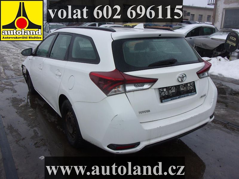 Toyota Auris (2015) VOLAT 602 696115 - fotka 4 z 8