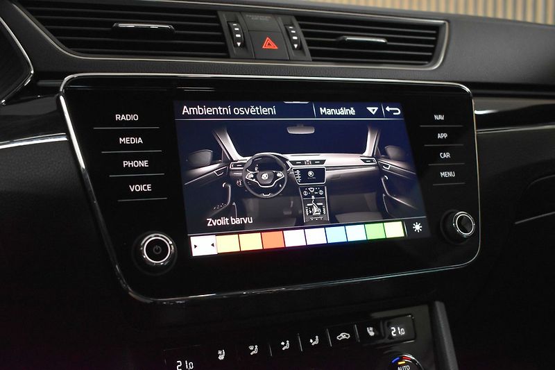 Škoda Superb TDI 147kW 4x4*L&K*WEBASTO*ČR 1 - fotka 39 z 48