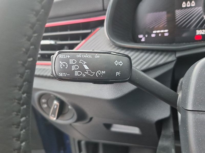 Škoda Kamiq Monte Carlo  1,5 TSI 110 kW - fotka 23 z 28