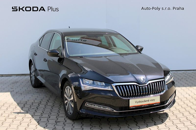 Škoda Superb (2023) 2.0 TDI 110 kW Style - fotka 6 z 25