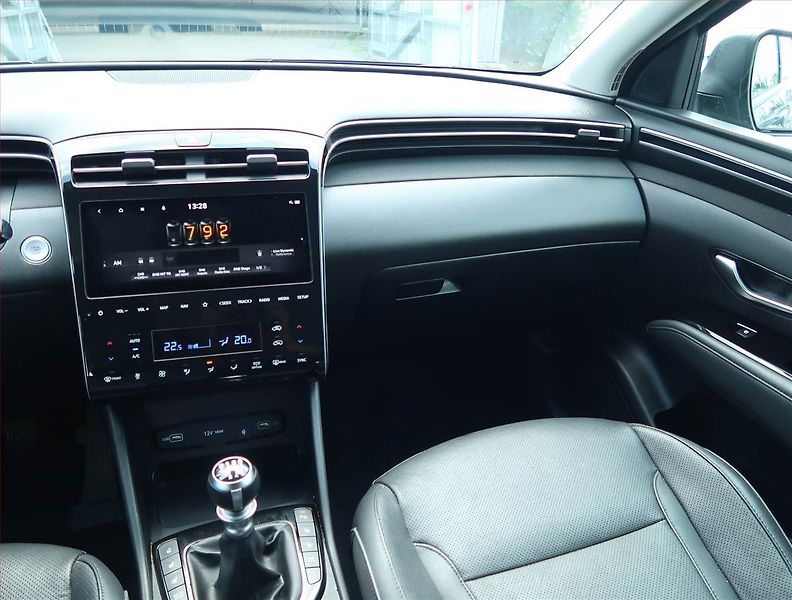 Hyundai Tucson (2021) Style 1.6 T-GDI - fotka 8 z 17
