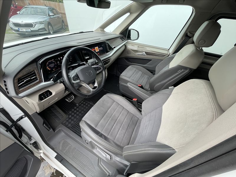 Volkswagen Multivan 2,0 TDI DSG Style 7Míst+Kamera - fotka 5 z 21