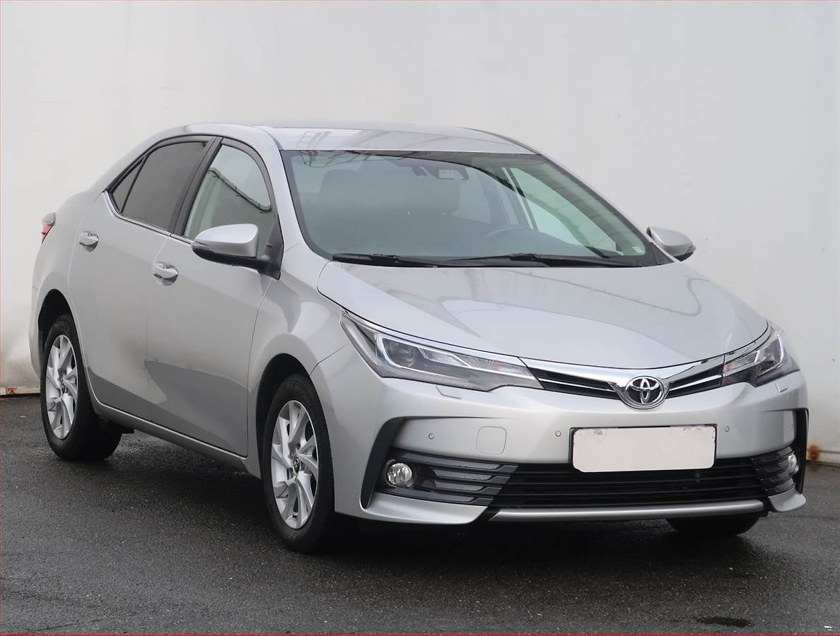 Toyota Corolla 1.6 Valvematic, ČR,1.maj
