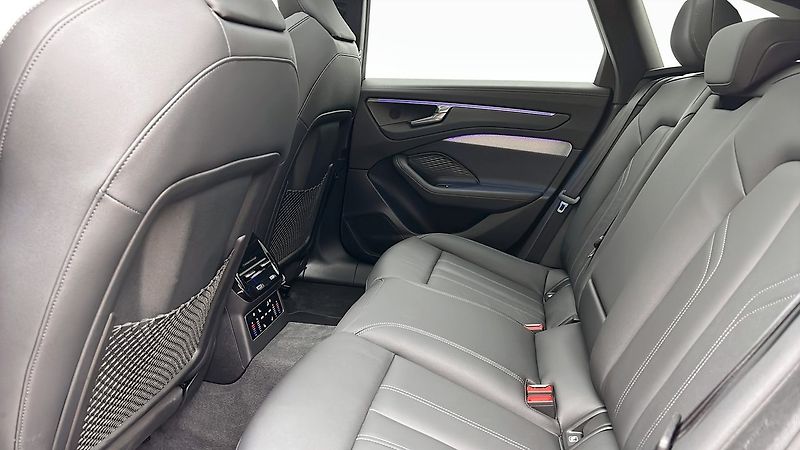 Audi A6 TDI q S-Line Pano Tech+ 360 Ta - fotka 17 z 19