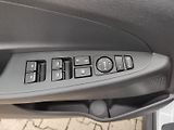 Hyundai Tucson (2019) 1.6 GDI 177k MAN6 TZ, zimáky - náhled 29