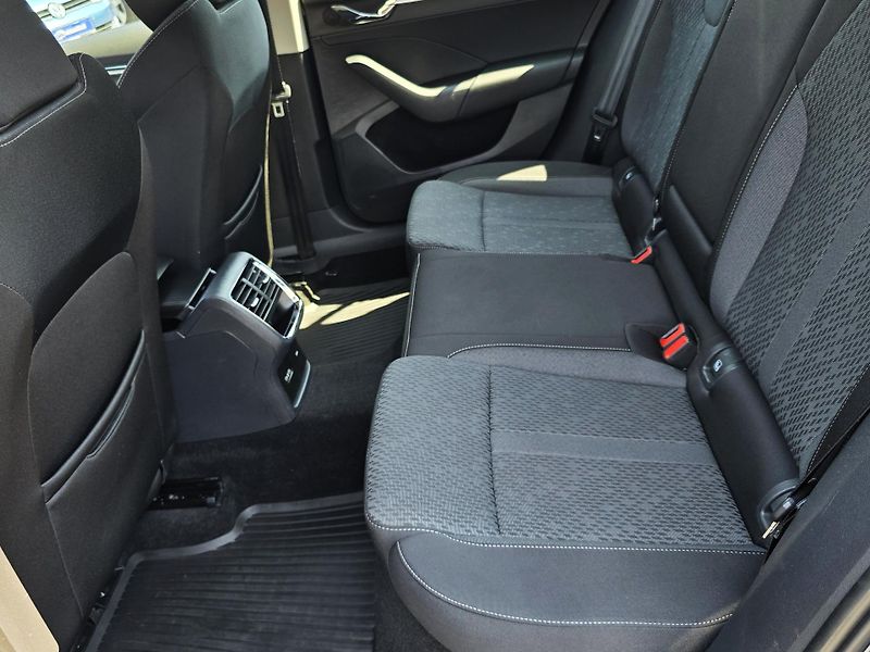 Škoda Octavia 2.0TDI DSG STYLE+ MATRIX ČR! - fotka 18 z 44