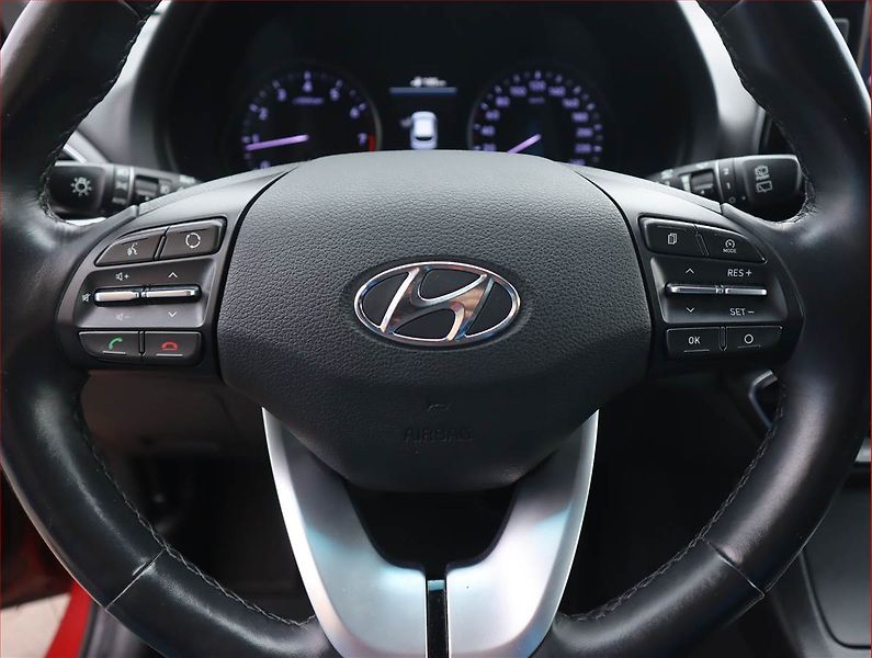 Hyundai i30 (2019) Style 1.4 T-GDI, Serv.kniha - fotka 20 z 21