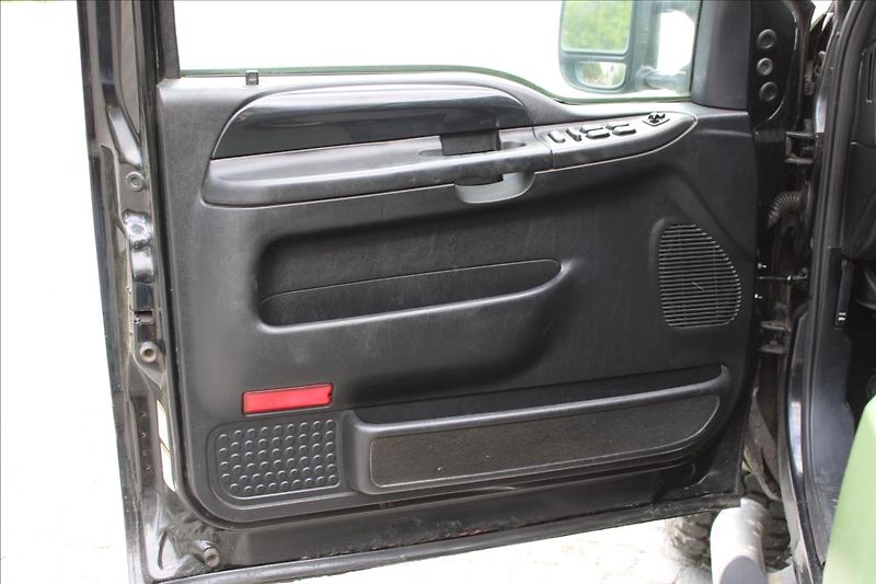 Ford F-250 6.0L TD V8/SUPER-DUTY/H.DAVIDS - fotka 13 z 43