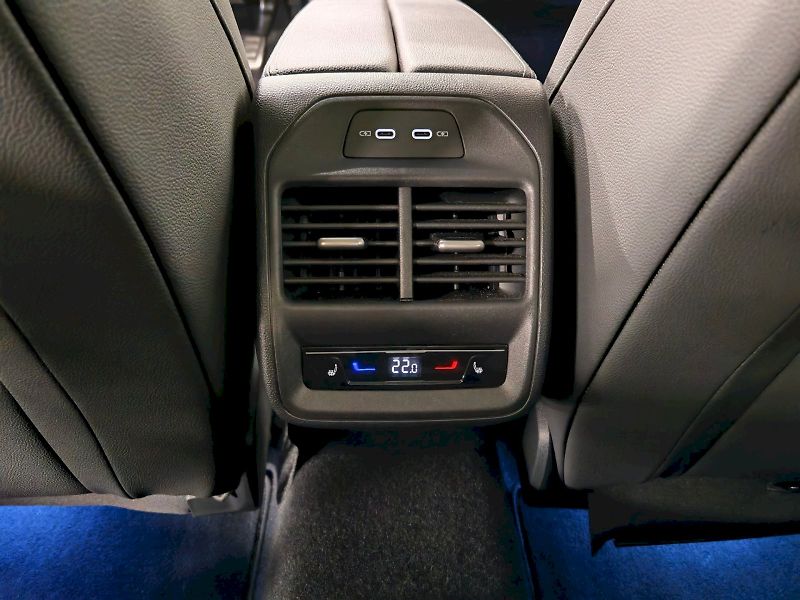 Škoda Superb (2025) 2.0 TDI 142 kW DSG 4x4 Sportli - fotka 29 z 36
