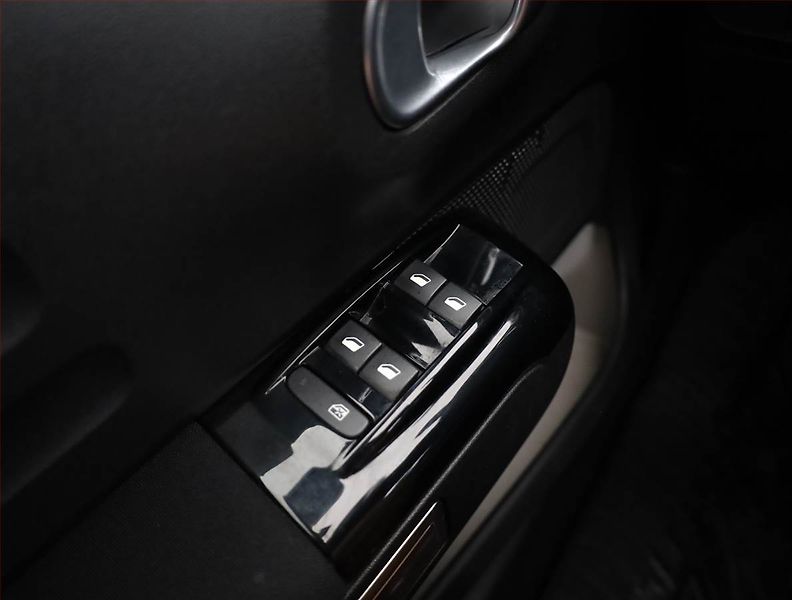 Citroën C3 (2017) 1.2 PureTech, Serv.kniha - fotka 13 z 16