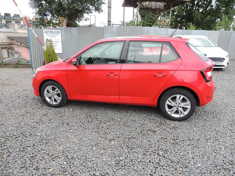 Škoda Fabia (2020) 1.0MPI,Amb,5DV,1.maj.ČR - fotka 6 z 29