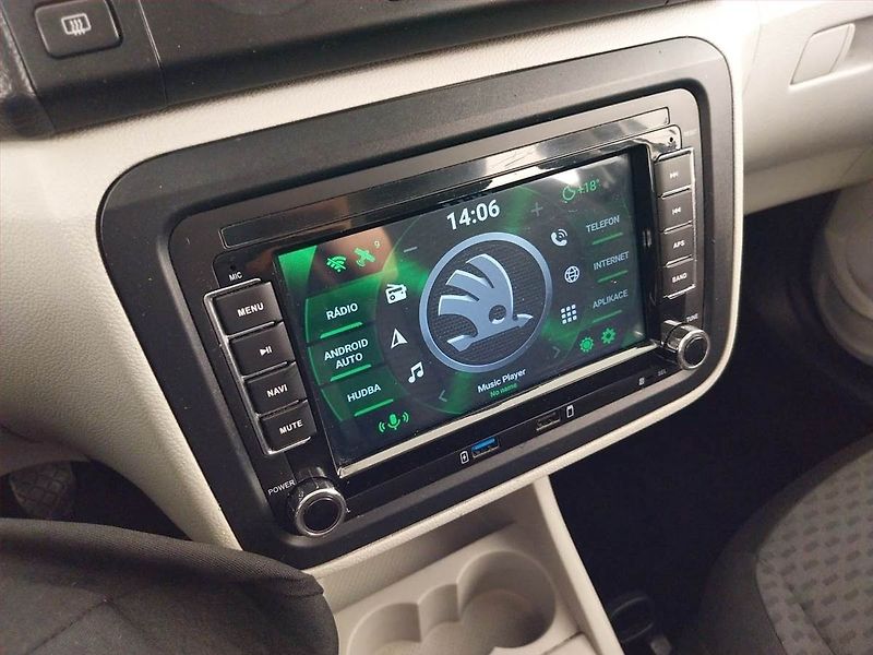 Škoda Fabia (2012) Ambiente 1.2 12V, po STK - fotka 19 z 19