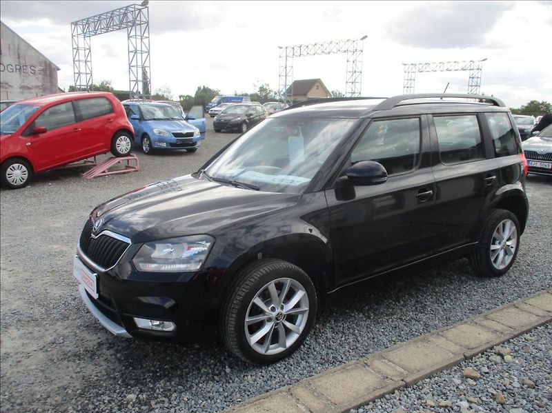 Škoda Yeti 1,2 TSI, klima, servis, tažné, - fotka 3 z 26