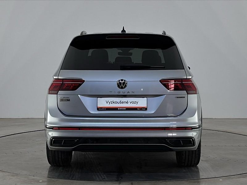 Volkswagen Tiguan R-Line 4MOT - fotka 17 z 30