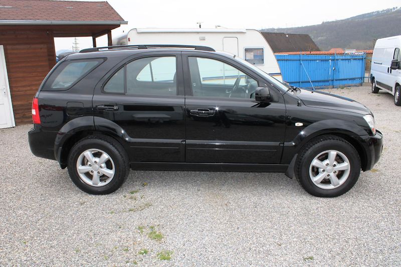 Kia Sorento (2009) 2,5CRD KLIMA 4X4 EL.OKNA  ALU - fotka 8 z 16