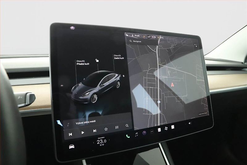 Tesla Model 3 (2020) Std Range Plus 52kWh, SoH 81% - fotka 8 z 17