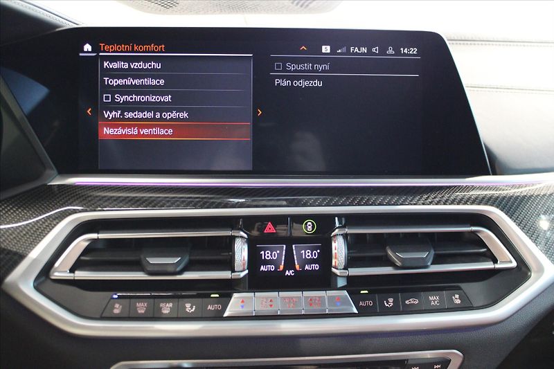 BMW X6 M50i xDrive adLED/360°/H&K - fotka 45 z 47