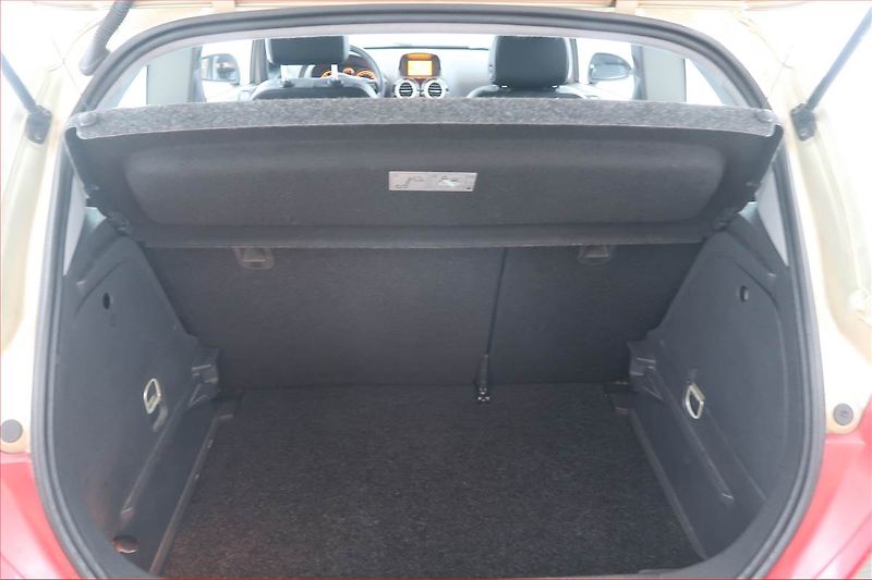 Opel Corsa (2009) 1.3 CDTI, nová STK, udržované - fotka 13 z 16
