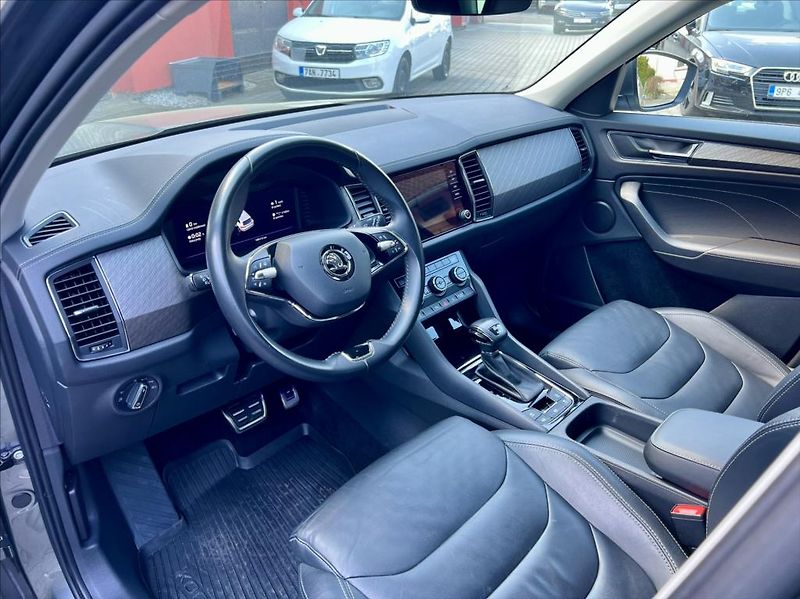 Škoda Kodiaq 2,0 TSi DSG 4X4 STYLE webasto - fotka 11 z 45