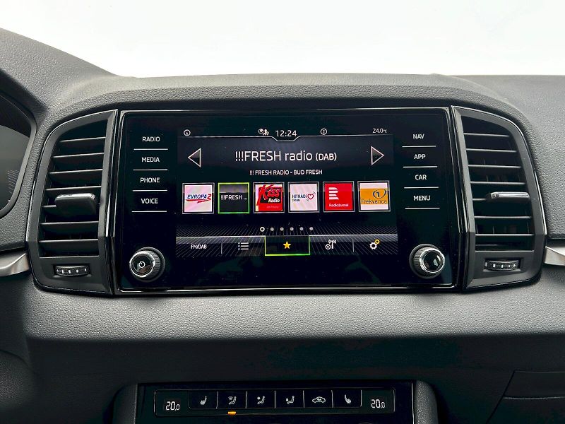 Škoda Karoq (2025) 2.0 TDI 85kW MP6 Selection - fotka 11 z 33
