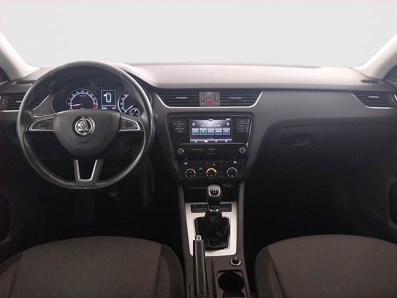 Škoda Octavia (2019) Ambition 1.6 TDI, Serv.kniha - fotka 8 z 19