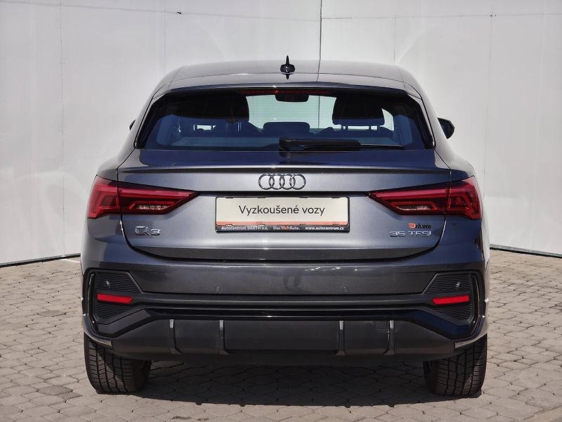Audi Q3 35 S line STT 1,5TFSI CoD - fotka 22 z 24