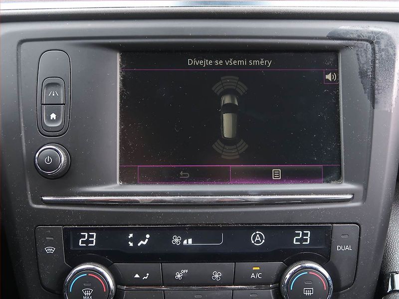 Renault Kadjar (2018) 1.2 TCe, Tempomat - fotka 13 z 15