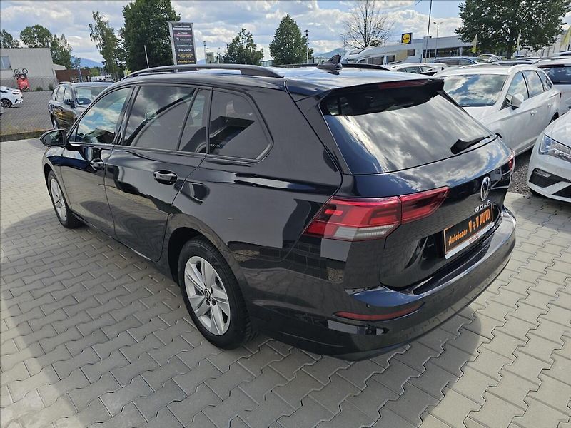 Volkswagen Golf 8 2,0TDi 110KW DSG STYLE - fotka 8 z 41