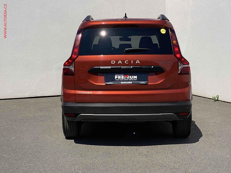 Dacia Jogger (2022) 1.0 TCe, 1.maj,ČR, Extreme+ - fotka 5 z 16